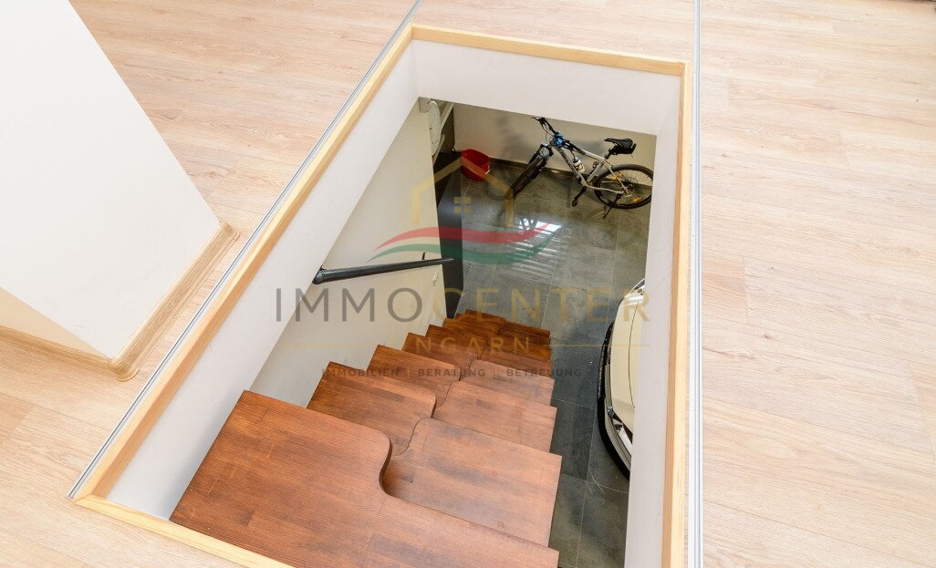 (AAA) Neu erbautes, exklusives Einfamilienhaus (33714)