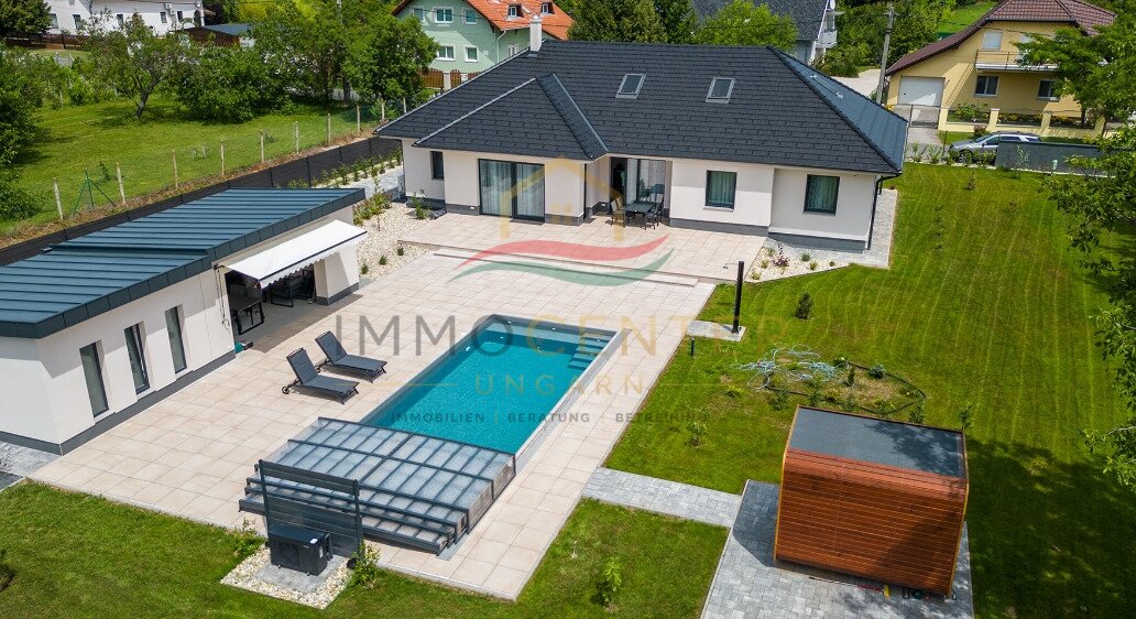 (AAA) Neu erbautes, exklusives Einfamilienhaus