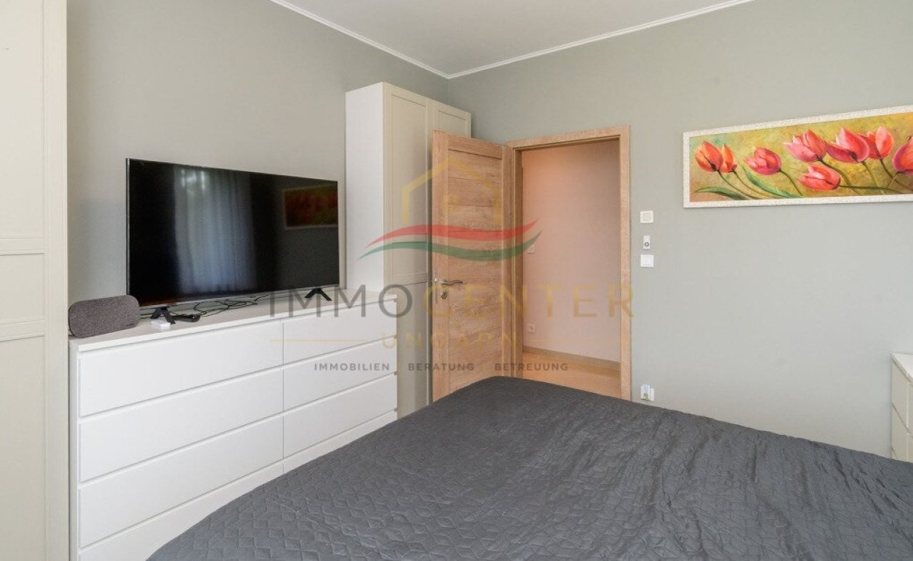 (AAA) Neu erbautes, exklusives Einfamilienhaus (33714)