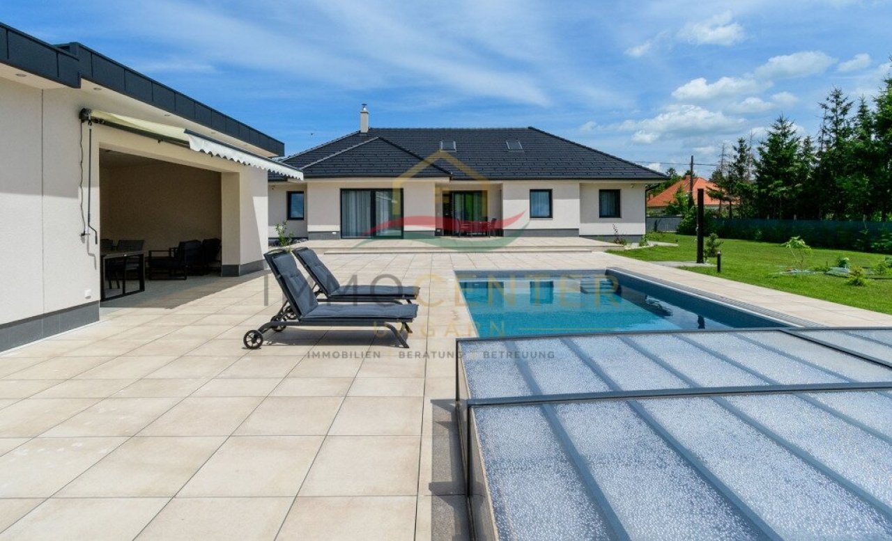 (AAA) Neu erbautes, exklusives Einfamilienhaus (33714)