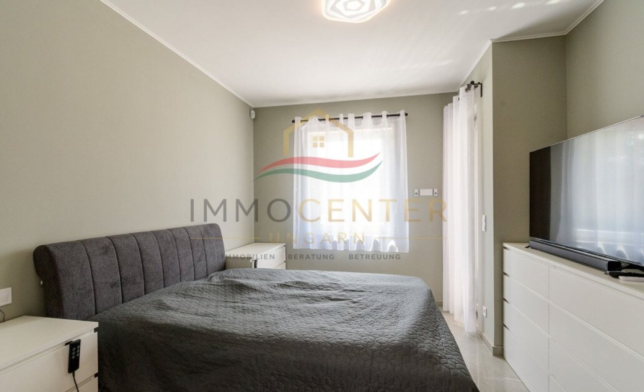 (AAA) Neu erbautes, exklusives Einfamilienhaus (33714)