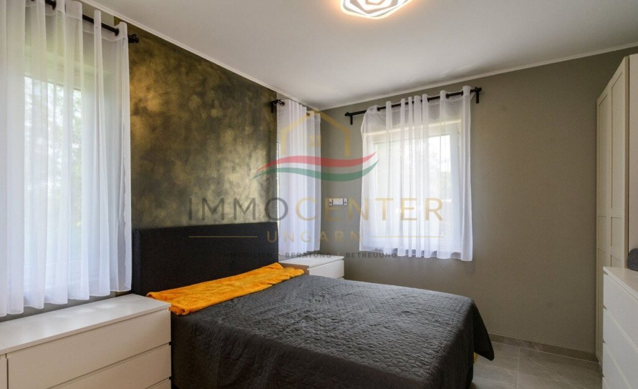 (AAA) Neu erbautes, exklusives Einfamilienhaus (33714)