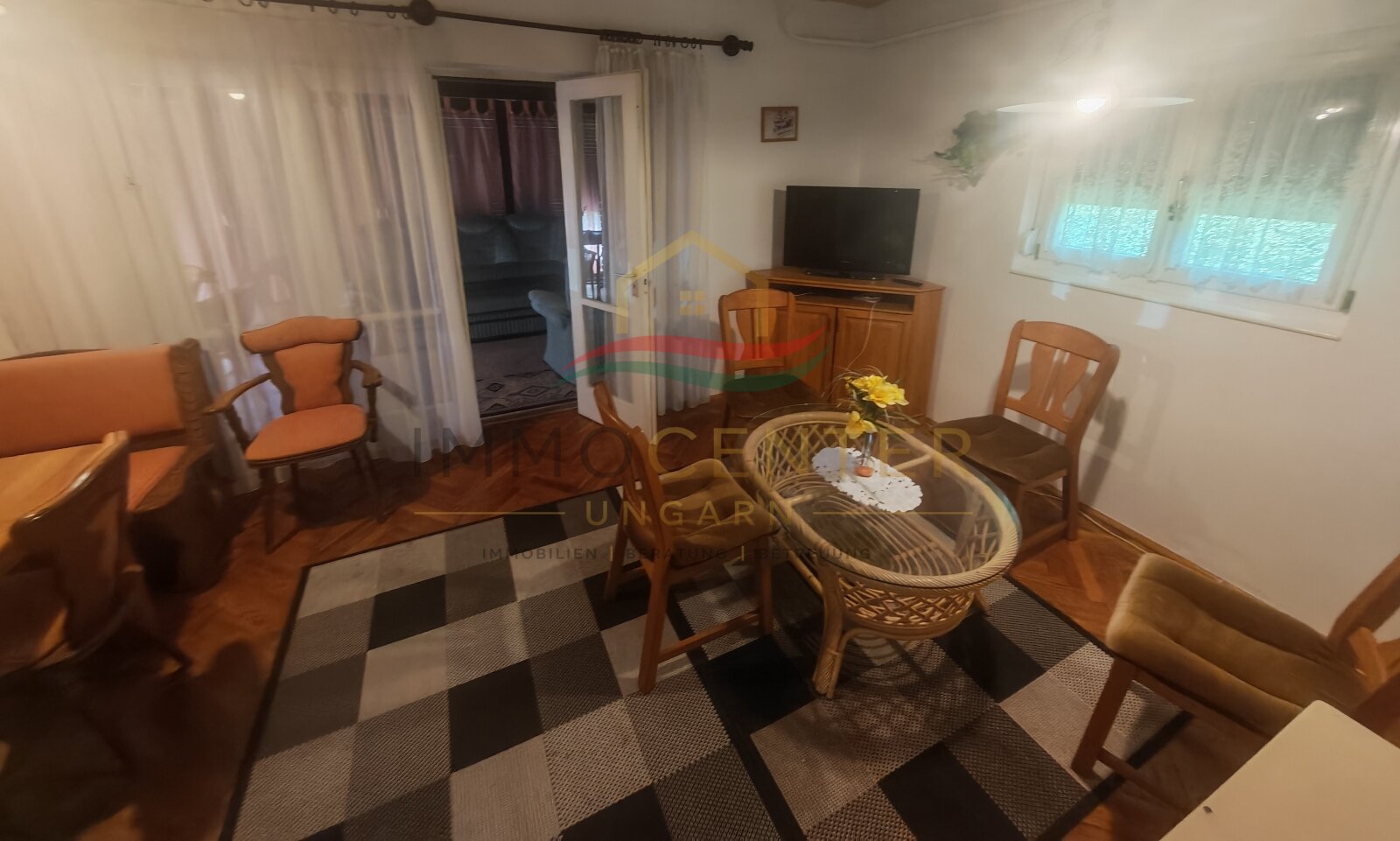(BAA) Gepflegtes Landhaus in ruhiger Lage (BB8398)