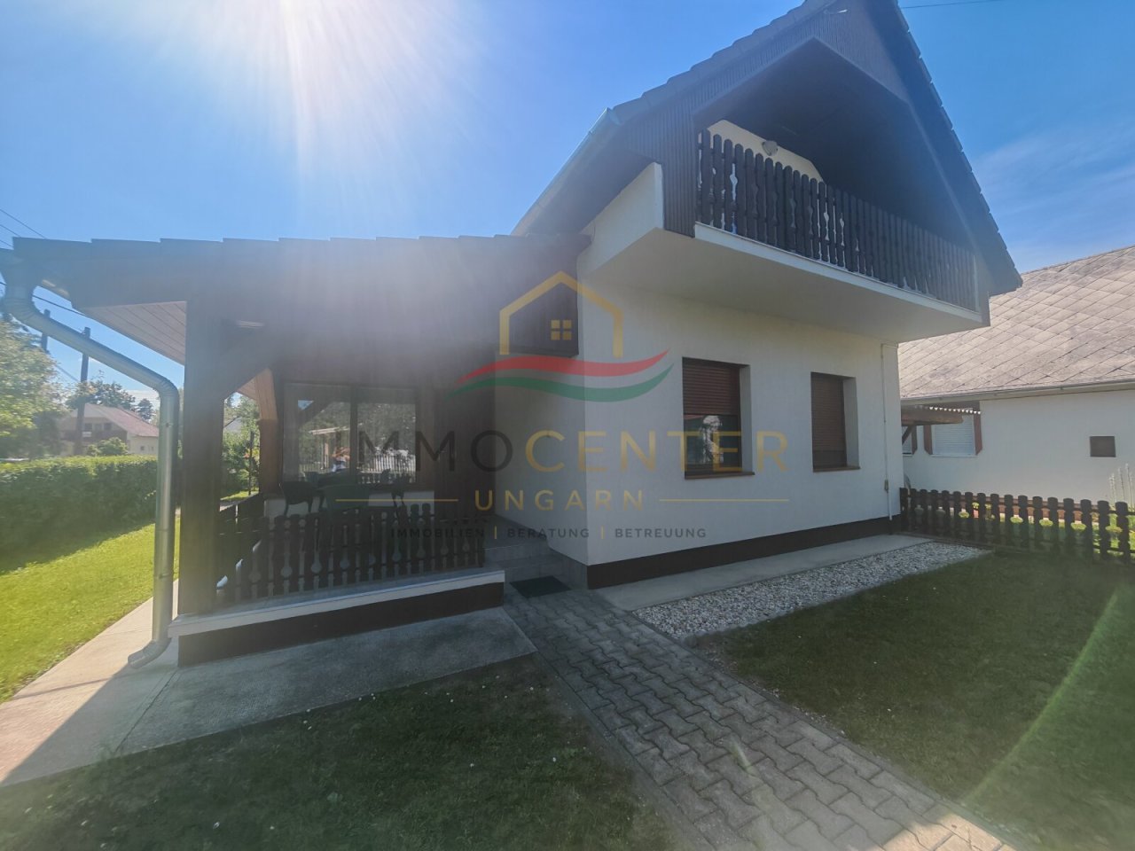 (BAA) Ferienhaus nur 150 Meter vom Wasser entfernt (BB8496)