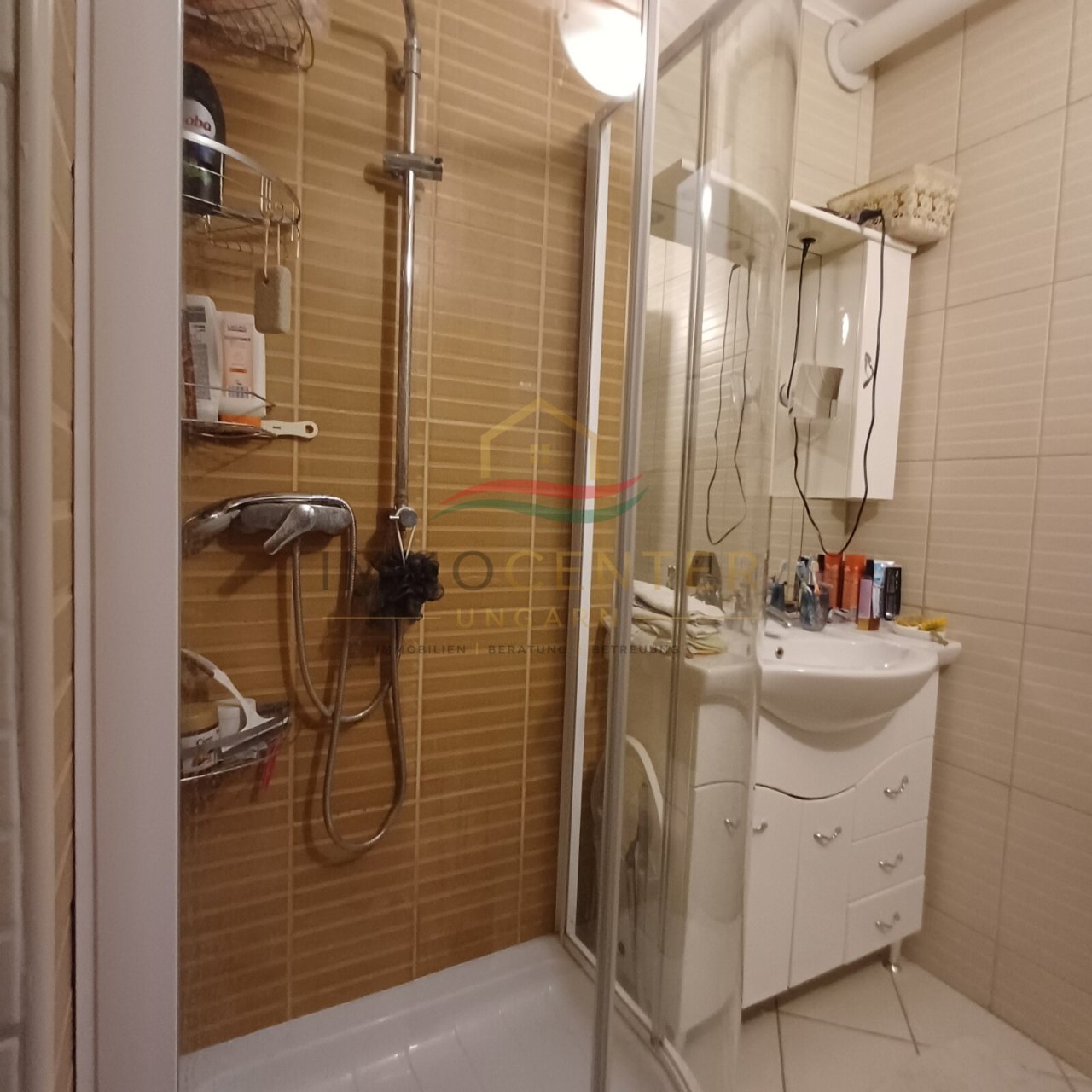 (ABA) Renovierte 3-Zimmer-Wohnung mit Balkon in bester Lage (KE10)
