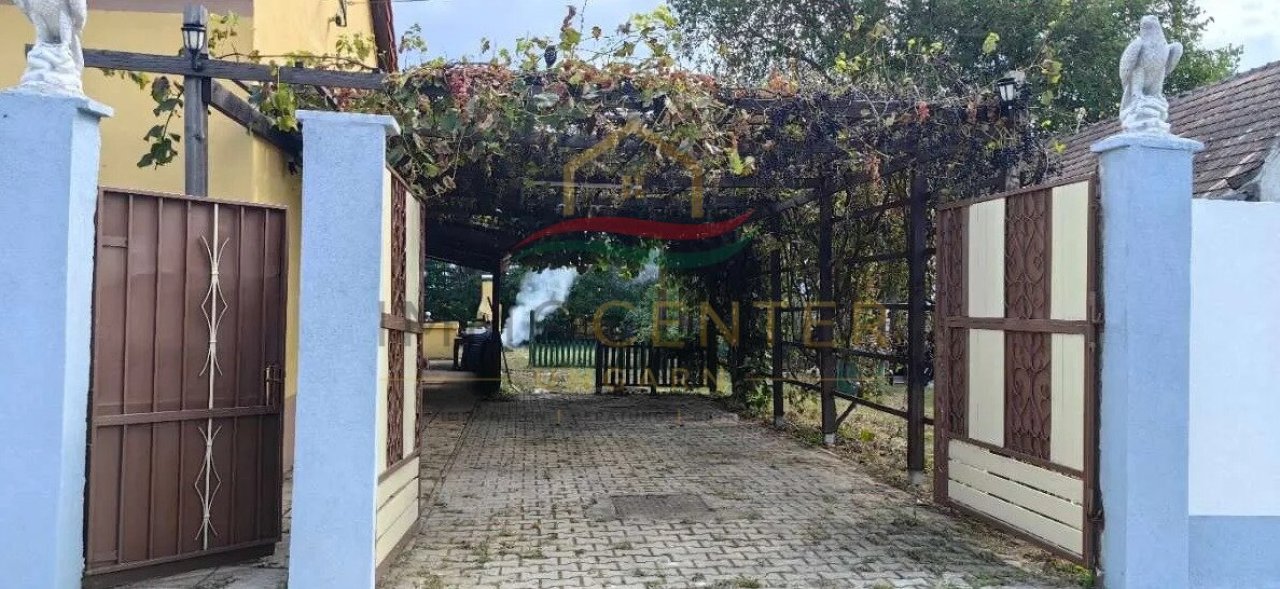 (ABA) Einfamilienhaus an der österreichisch-ungarischen Grenze (WH45411)