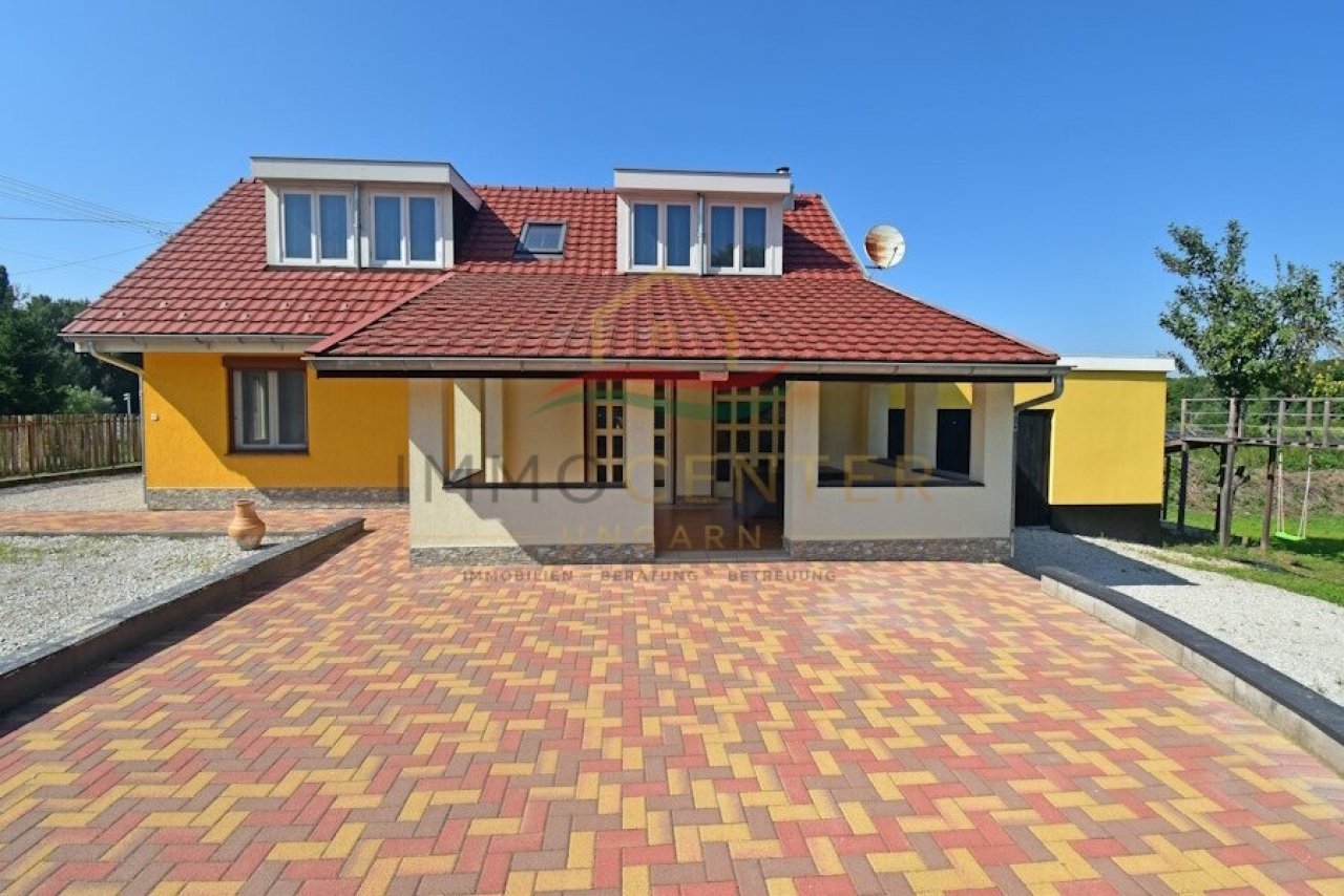 (BAA) Renoviertes Einfamilienhaus in ruhiger, naturnaher Lage (FER0625)
