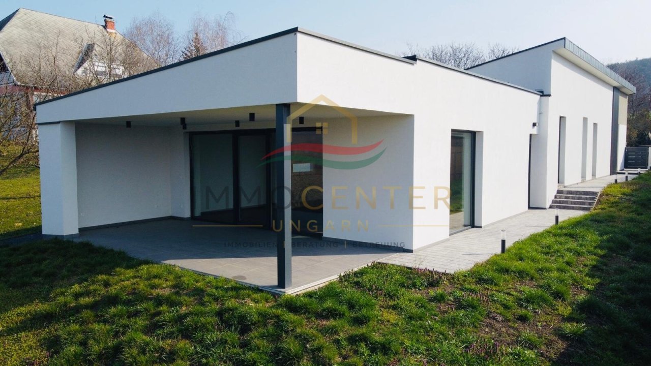 (AAA) Traumhaus mit Panoramablick nahe Hévíz und dem Balaton (PB2450)