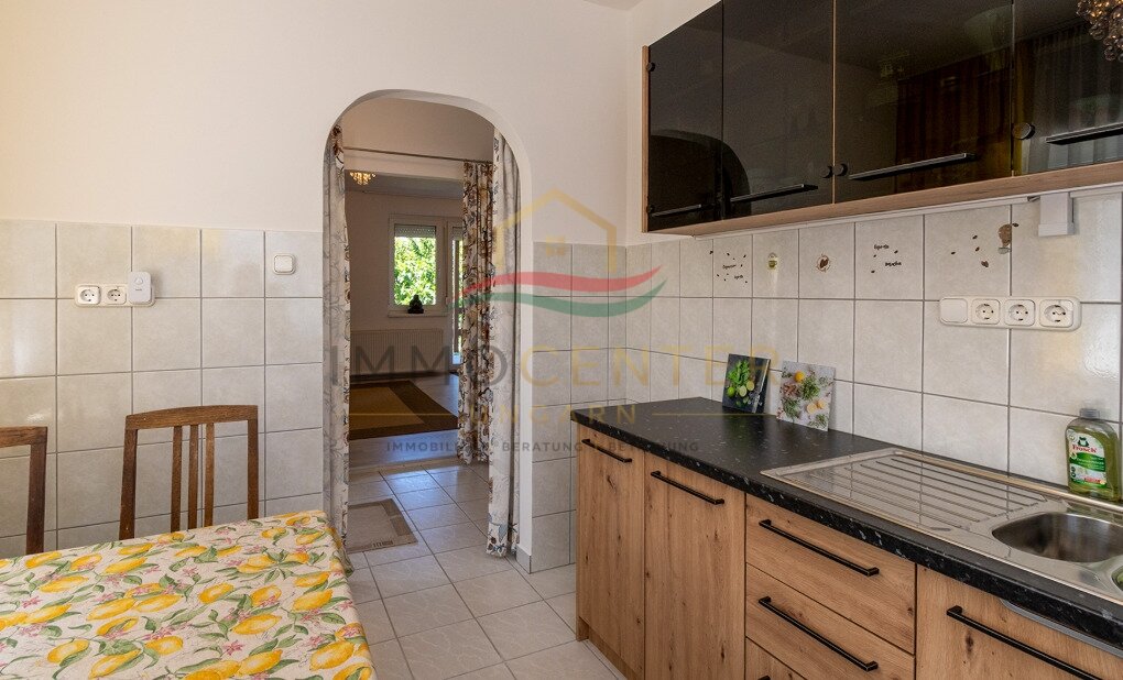 (AAA) Hervorragende Gelegenheit– Einfamilienhaus in Seenähe auf einem wunderschön angelegten Grundstück (33695)