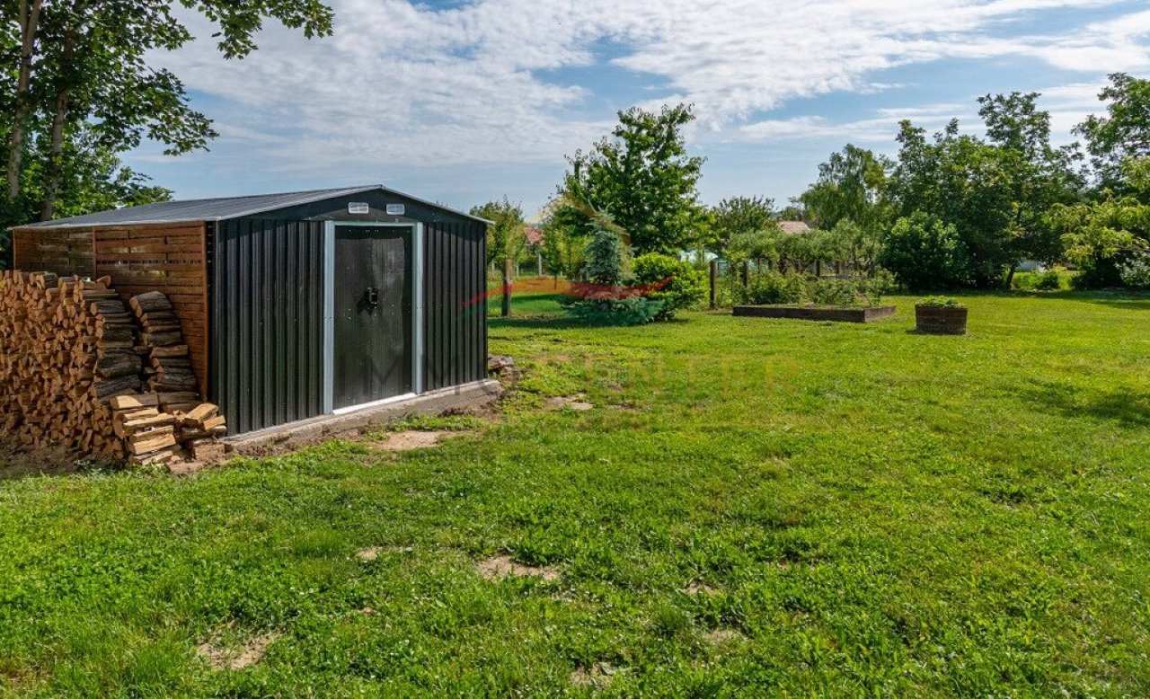 (AAA) Gepflegtes Landhaus in gutem Zustand und ruhiger Umgebung (33908)