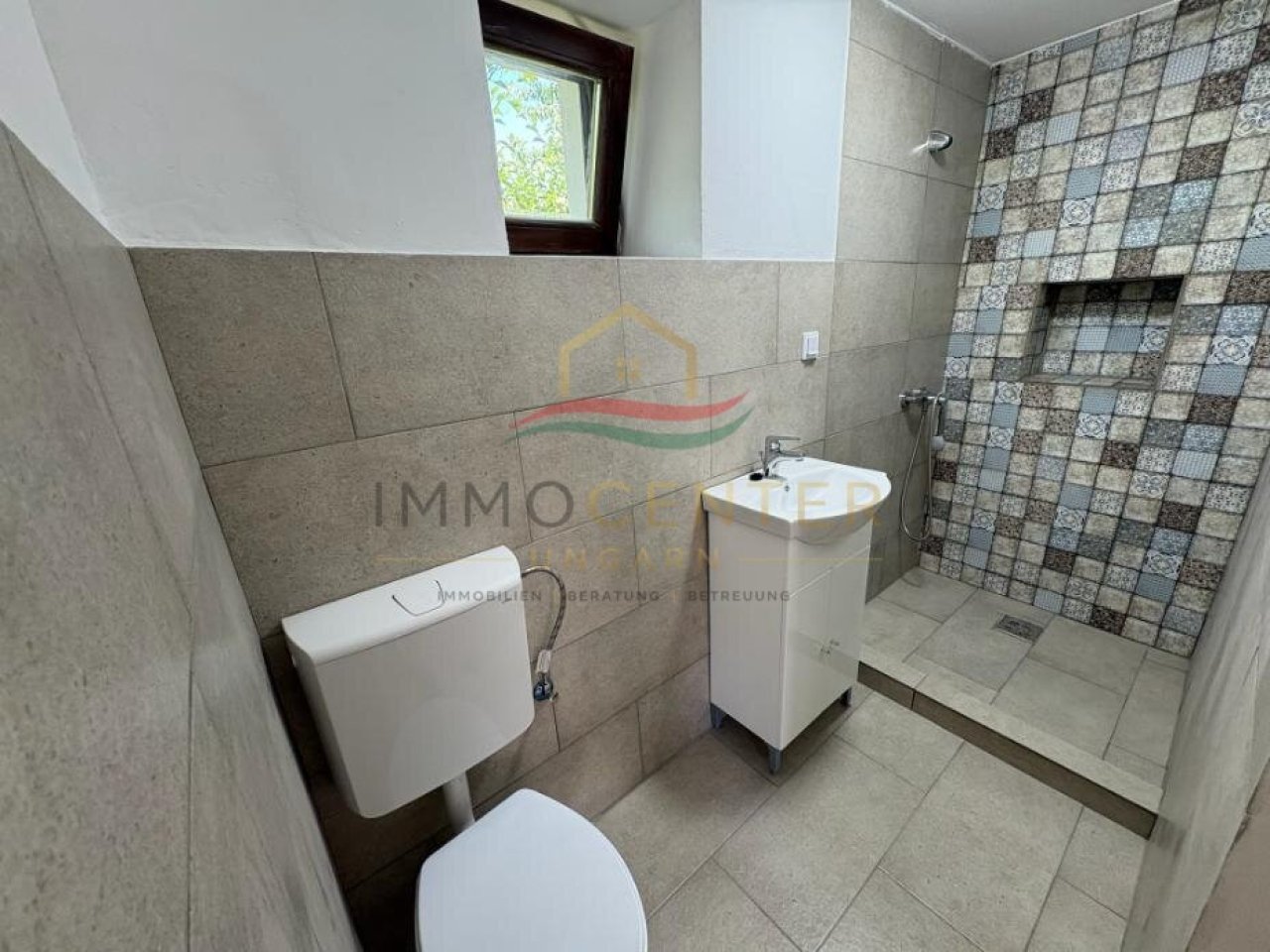 (BAA) Renovierter Bungalow in ruhiger, naturnaher Lage (KK0702)