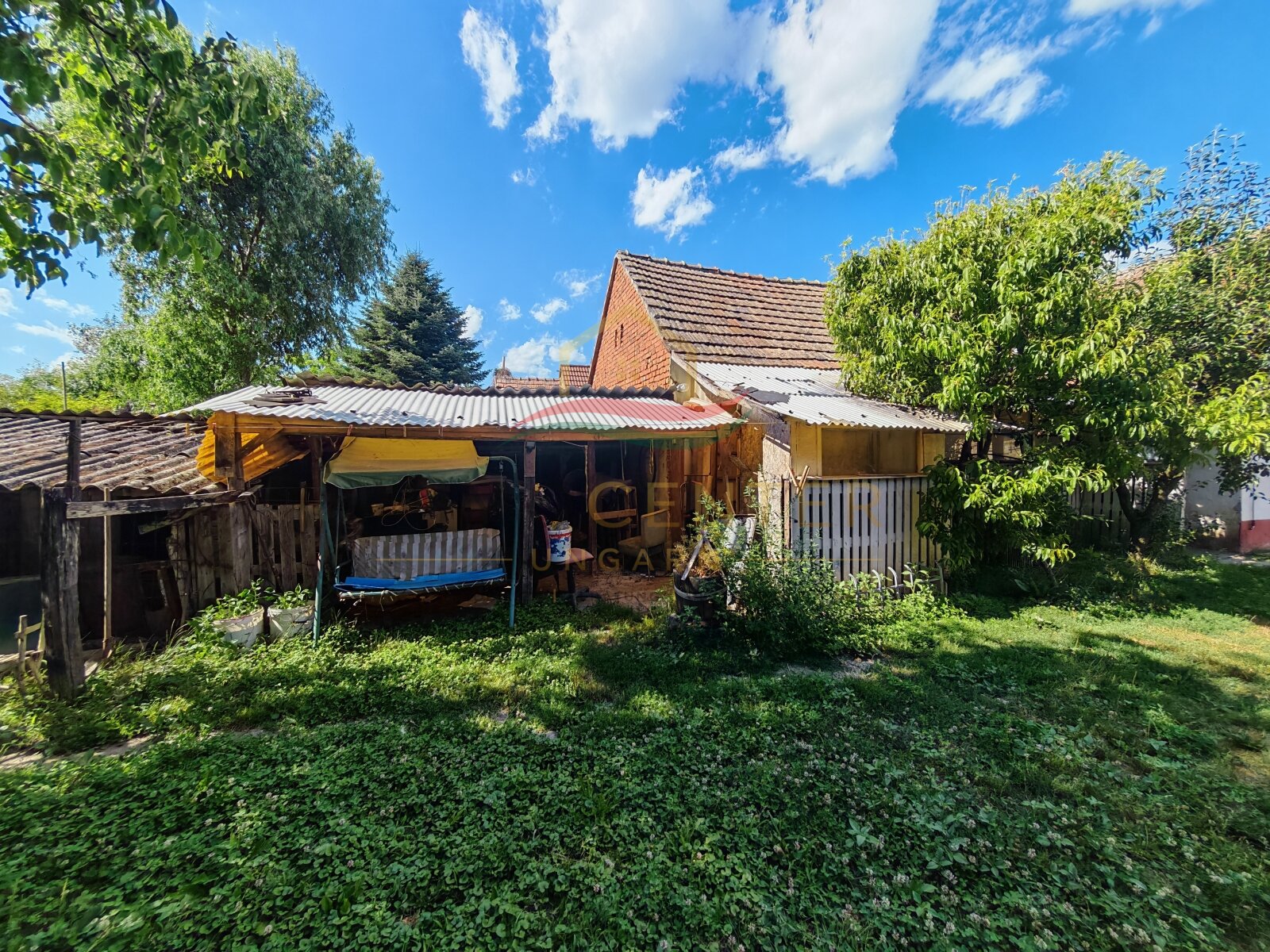 (BBA) Renovierungsbedürftiges Haus in ruhiger Gegend (BB0634)