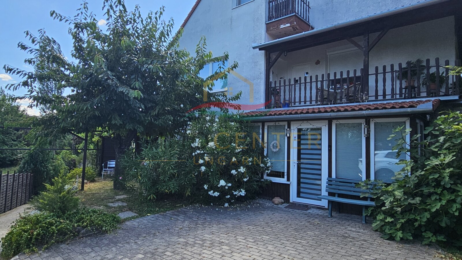 (AAA) Freistehendes Mehrgenerationenhaus in sehr guter Qualität (CM1128)