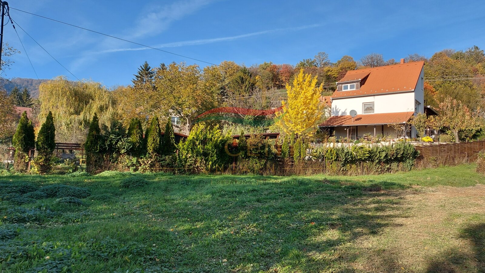 (AAA) Freistehendes Mehrgenerationenhaus in sehr guter Qualität