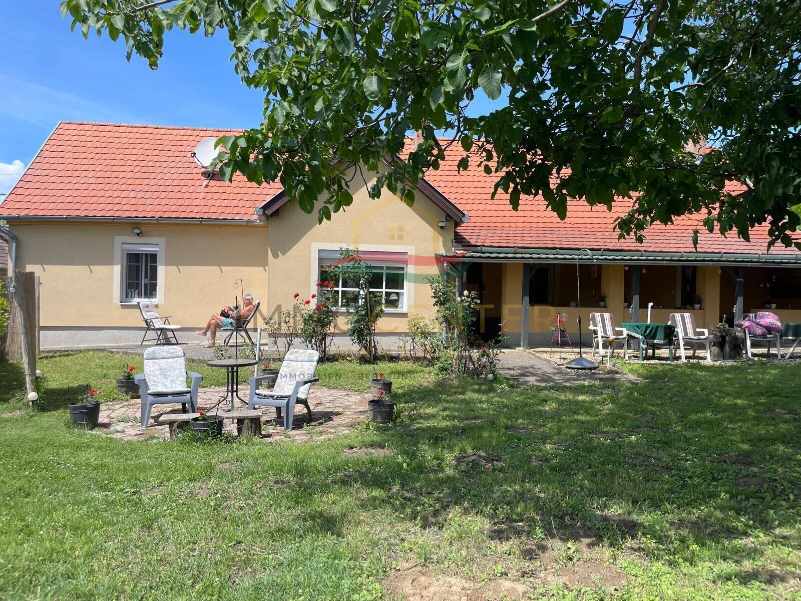 (BAA) Geräumiges Einfamilienhaus in der Nähe von Plattensee