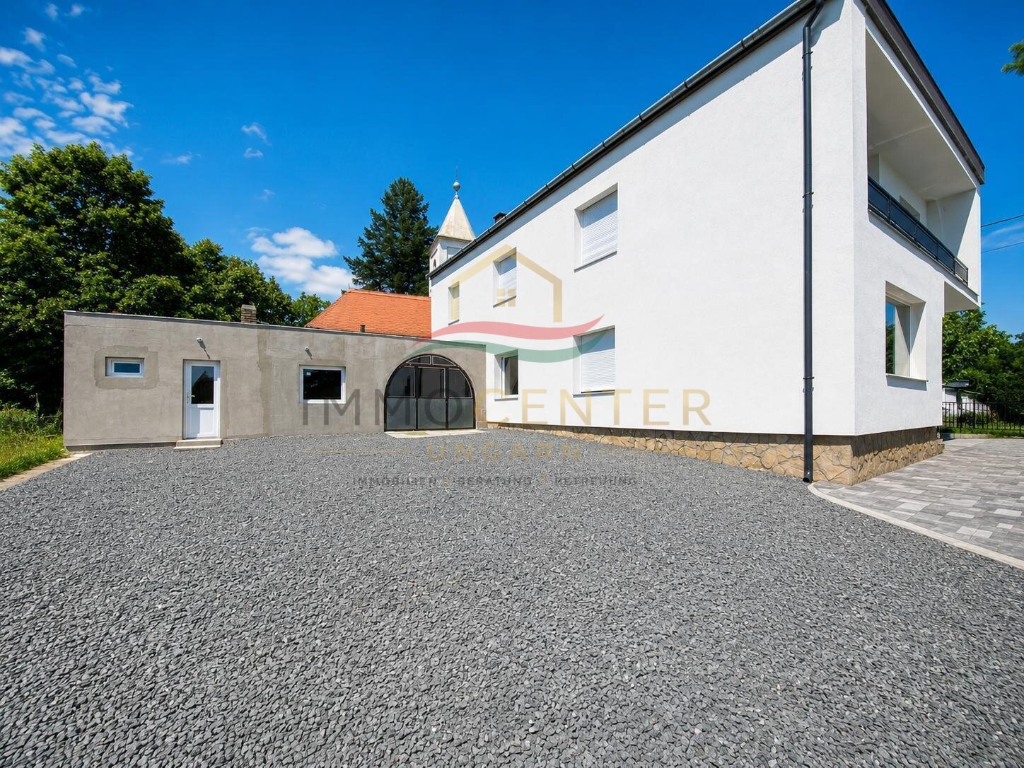 (AAA) Renoviertes Schmuckstück für 3 Parteien am Nordufer des Balaton