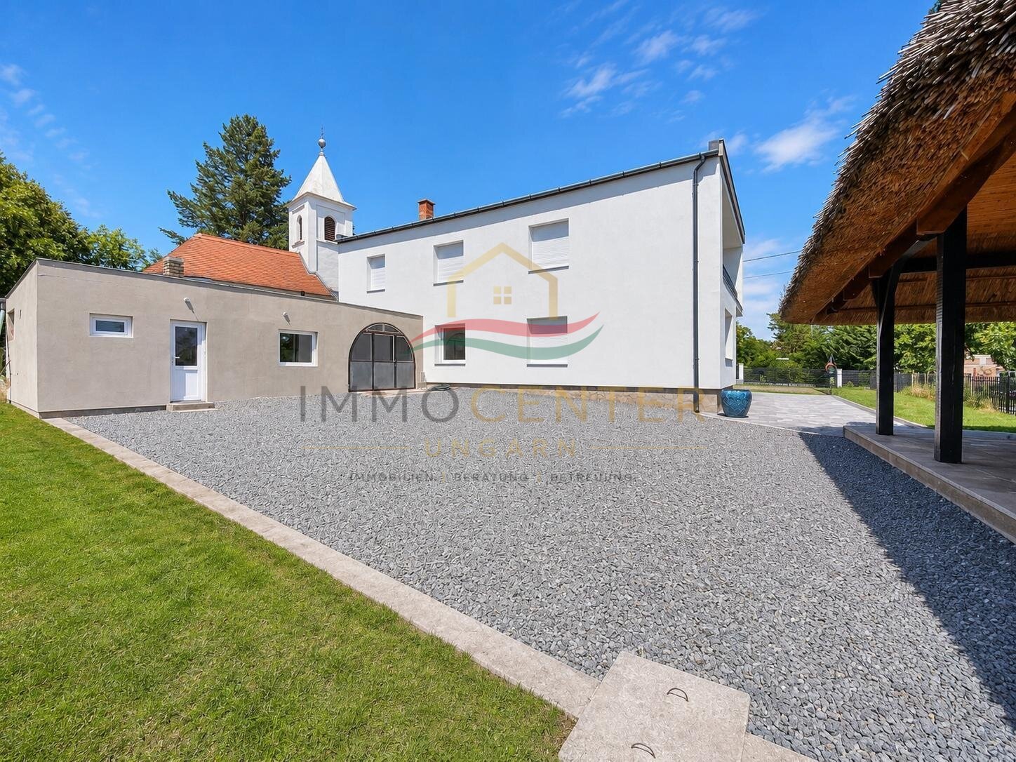 (AAA) Renoviertes Schmuckstück für 3 Parteien am Nordufer des Balaton