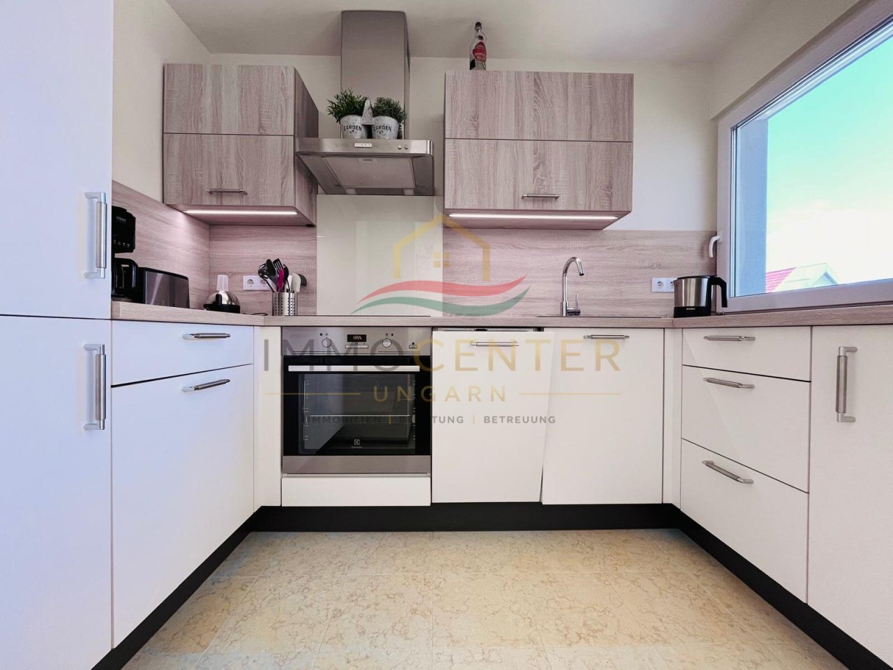 (AAA) Exklusives Galerie-Penthouse im Herzen von Hévíz (PB8797)