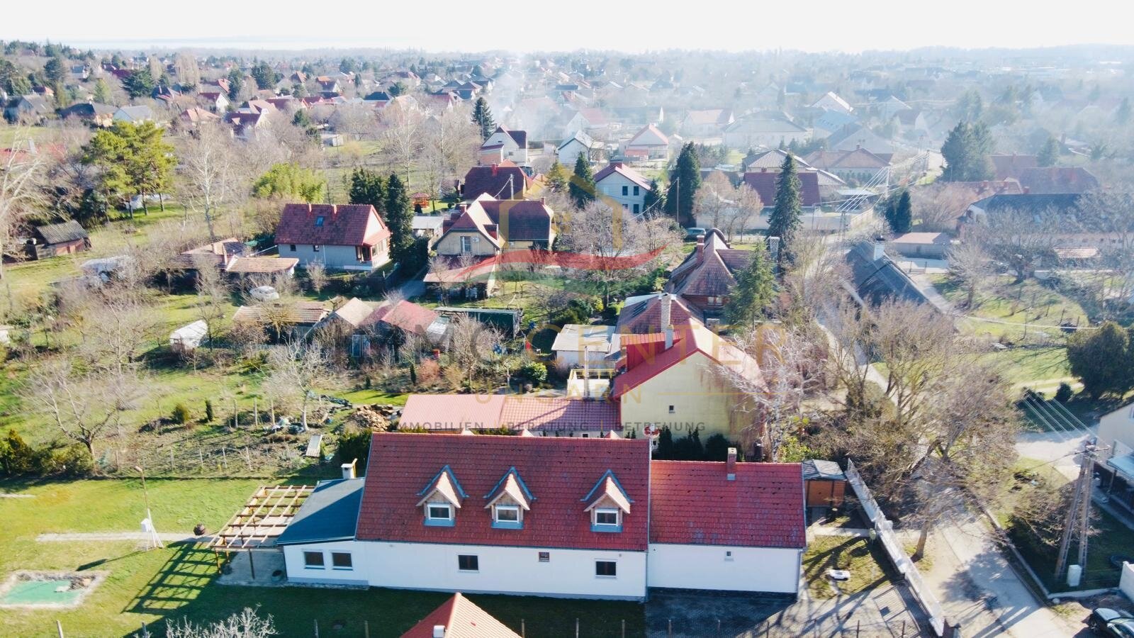 (AAA) Geräumiges Mehrgenerationenhaus in ruhiger Sackgasse (PB4749)