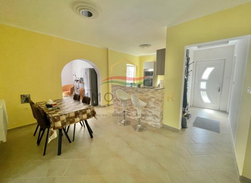 (AAA) Zweifamilienhaus nur 400 m vom Balaton entfernt (PB1531)