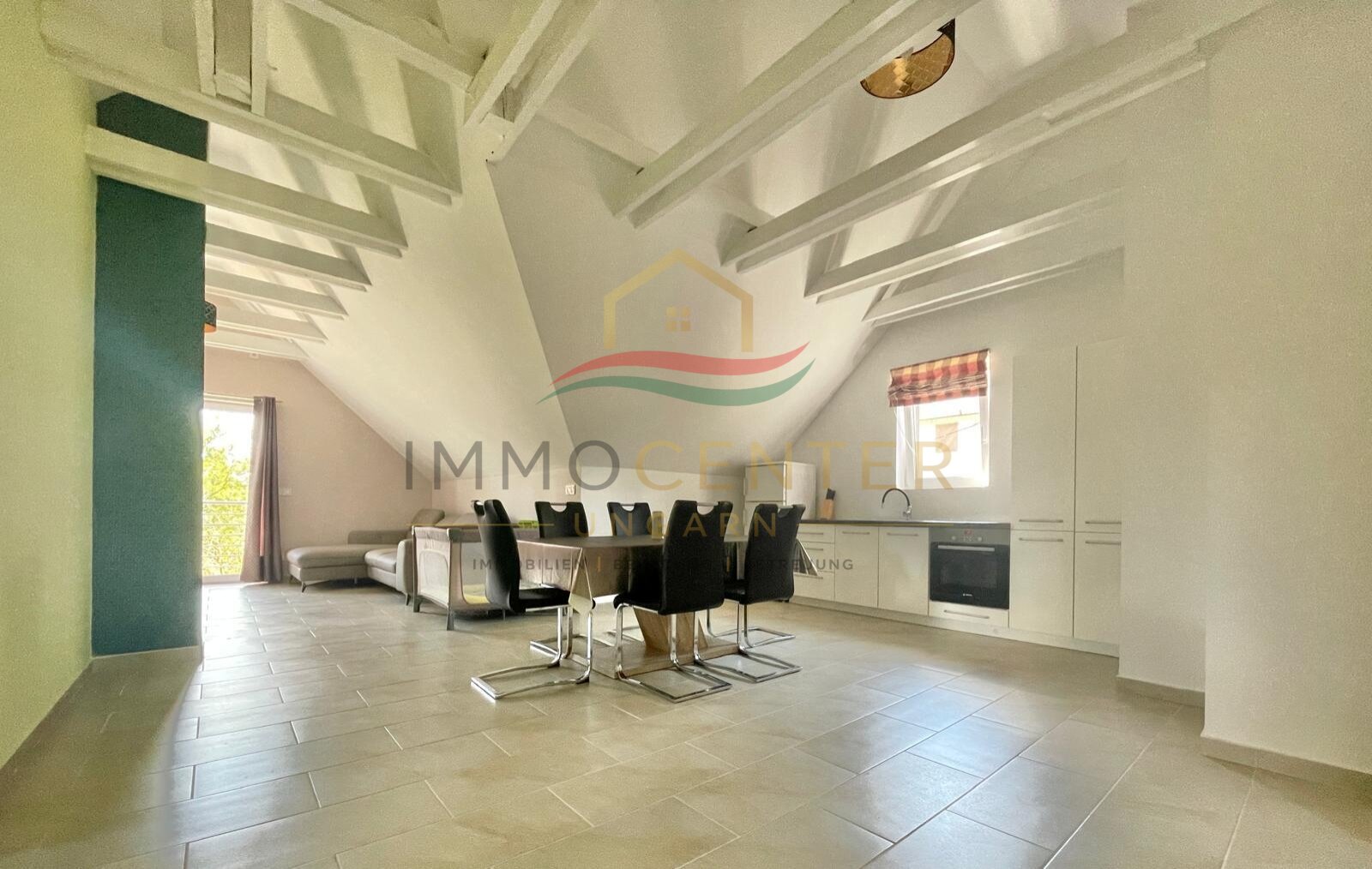 (AAA) Zweifamilienhaus nur 400 m vom Balaton entfernt (PB1531)
