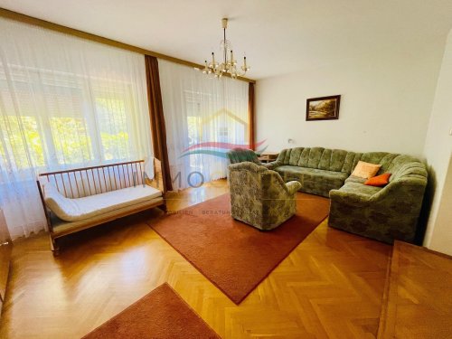(AAB) Reihenhaus mit idealer Größe im Stadtzentrum von Keszthely (PB3497)