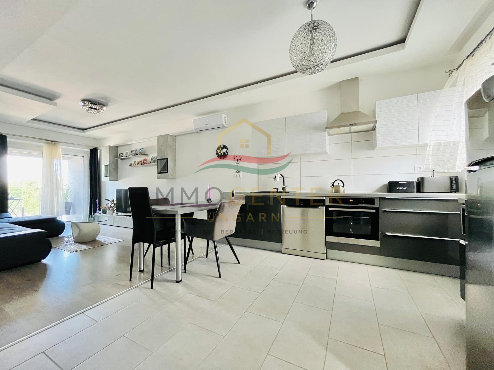(AAB) Moderne Premium-Wohnung im Zentrum von Keszthely