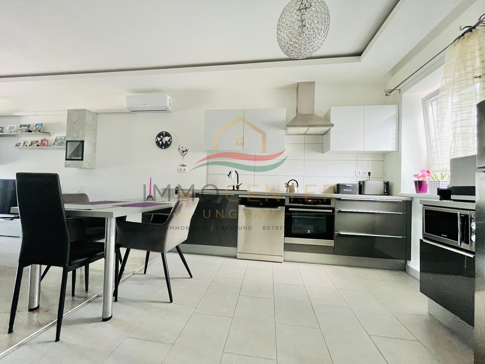 (AAB) Moderne Premium-Wohnung im Zentrum von Keszthely (PB4919)