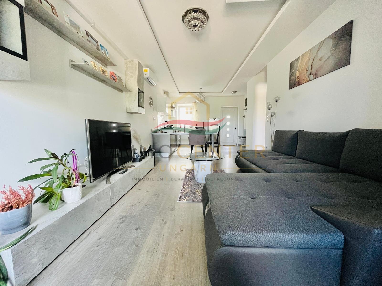 (AAB) Moderne Premium-Wohnung im Zentrum von Keszthely (PB4919)