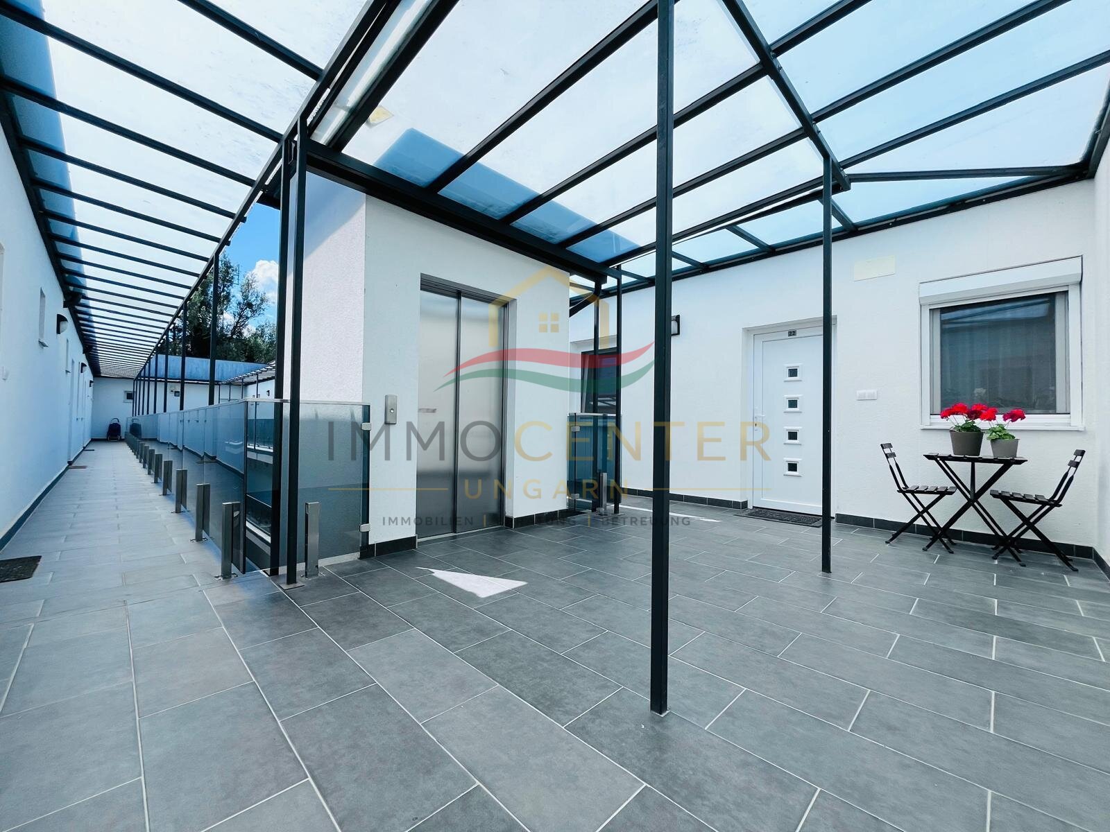 (AAB) Moderne Premium-Wohnung im Zentrum von Keszthely (PB4919)