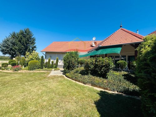 (AAA) Großer Garten, Kamin, Terrasse – hier ist jeder Tag wie Urlaub (PB0782)