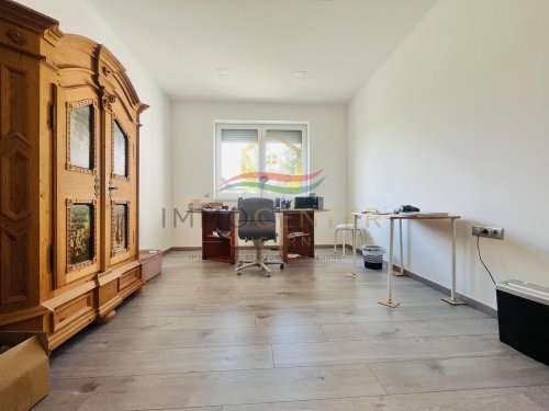 (AAA) Modernes, energieeffizientes Einfamilienhaus mit Pool und hochwertiger Ausstattung (PB3391)