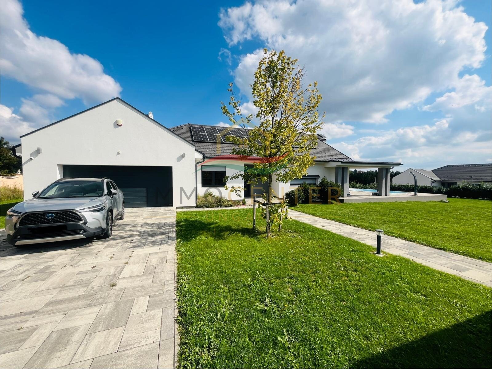 (AAA) Modernes, energieeffizientes Einfamilienhaus mit Pool und hochwertiger Ausstattung (PB3391)