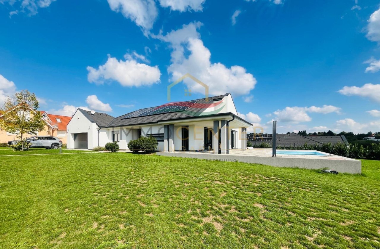 (AAA) Modernes, energieeffizientes Einfamilienhaus mit Pool und hochwertiger Ausstattung (PB3391)