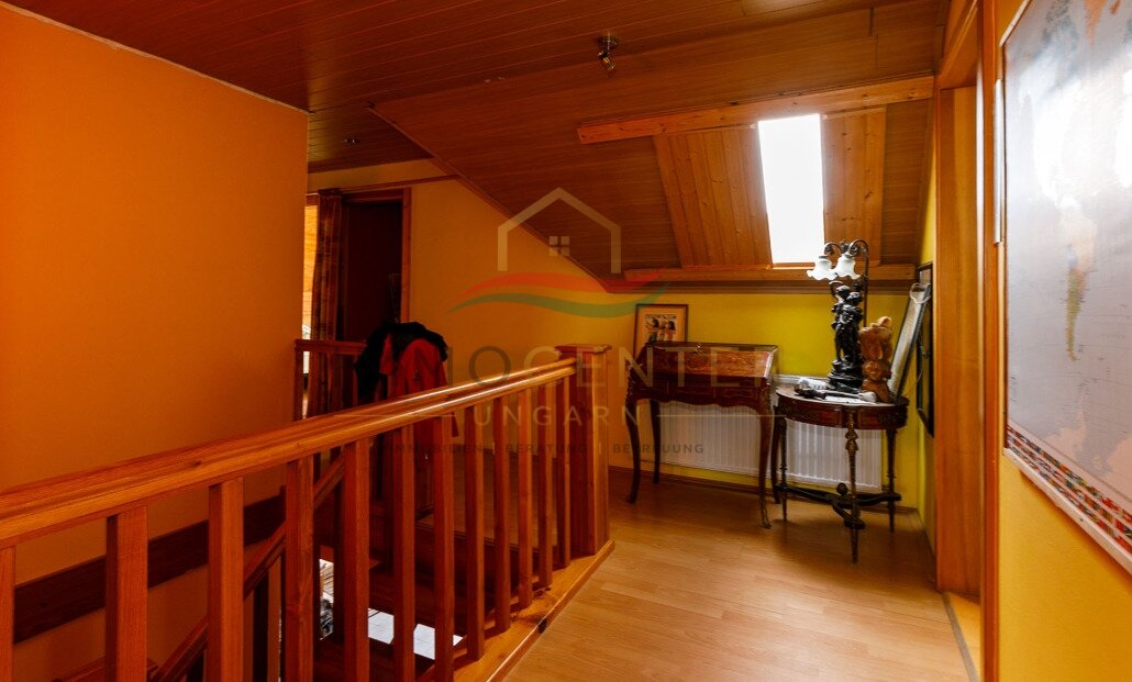 (AAA) Großes Panorama-Familienhaus in ruhiger Lage bei Héviz (33780)