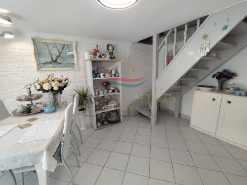(AAA) 102 m² Wohnhaus nur 20 Meter von der Zátonyi-Donau entfernt (LUX001)