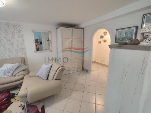 (AAA) 102 m² Wohnhaus nur 20 Meter von der Zátonyi-Donau entfernt (LUX001)