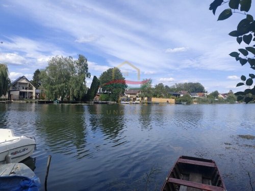 (AAA) 102 m² Wohnhaus nur 20 Meter von der Zátonyi-Donau entfernt (LUX001)