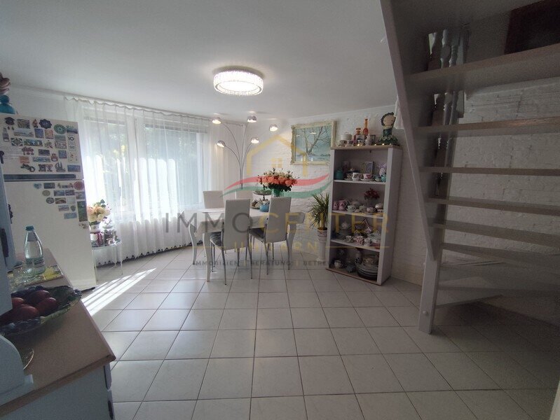 (AAA) 102 m² Wohnhaus nur 20 Meter von der Zátonyi-Donau entfernt (LUX001)