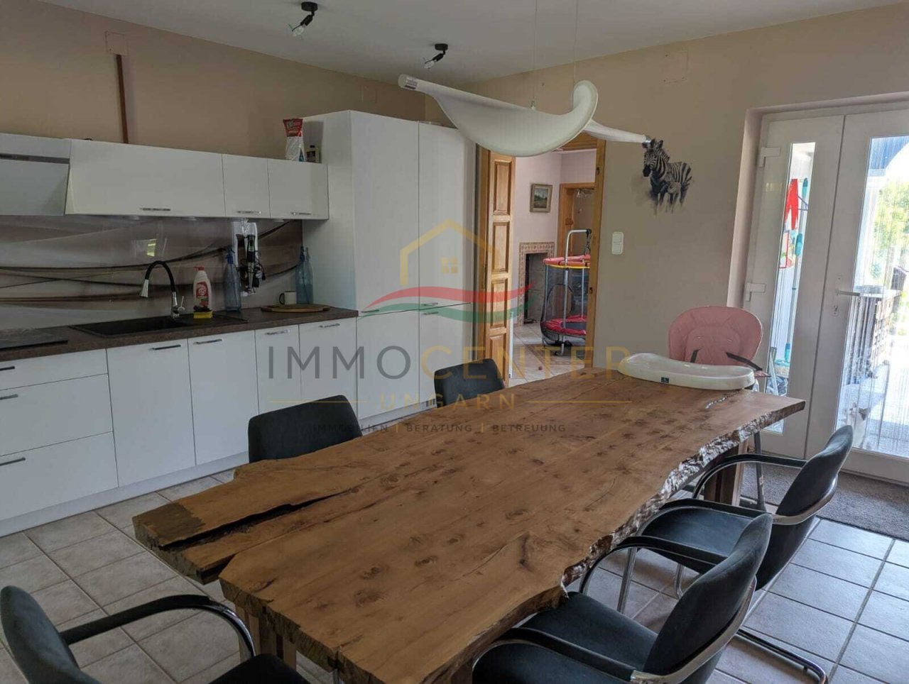 (BAA) Großzügiges Wohnhaus – bezugsfertig, komplett ausgestattet und ideal für Auswanderer (CM1239)