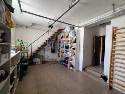 (BAA) Großzügiges Einfamilienhaus mit viel Potenzial in der Nähe von Révfalu (Lux002)