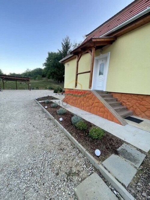 (BAA) Ruhiges Wohnen am Waldrand – renoviertes Haus im Herzen der Somogy (Lux011)