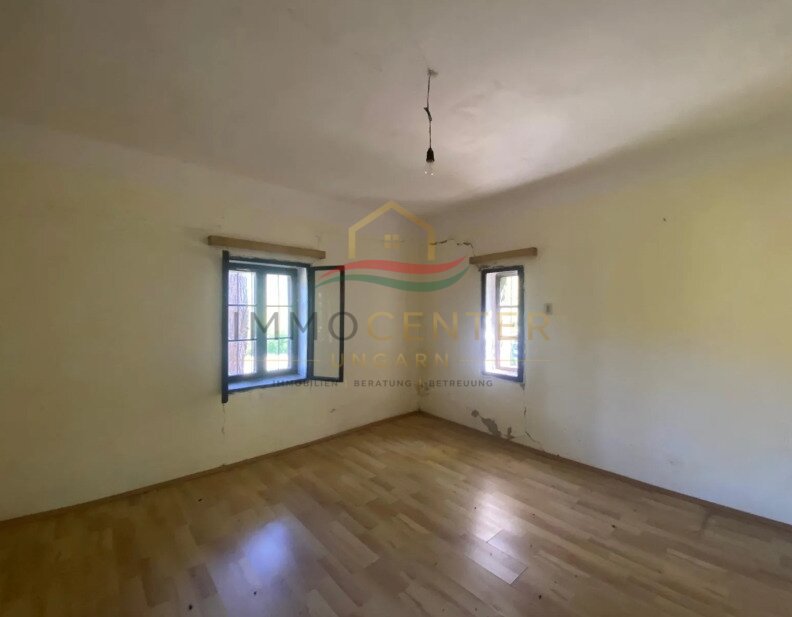(BCA) Sanierungsbedürftiges Haus in Alleinlage (KK0703-2)