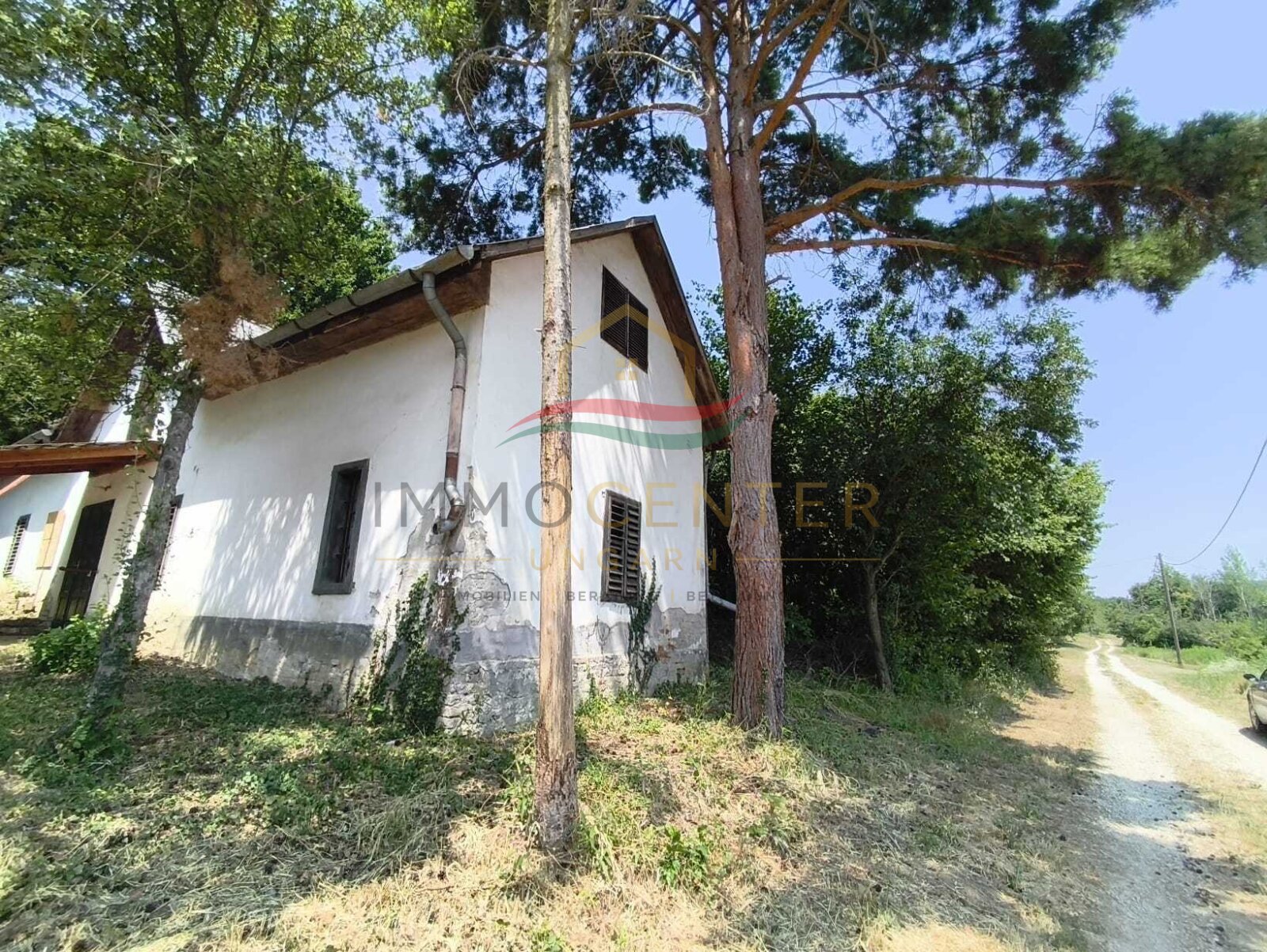 (BCA) Sanierungsbedürftiges Haus in Alleinlage
