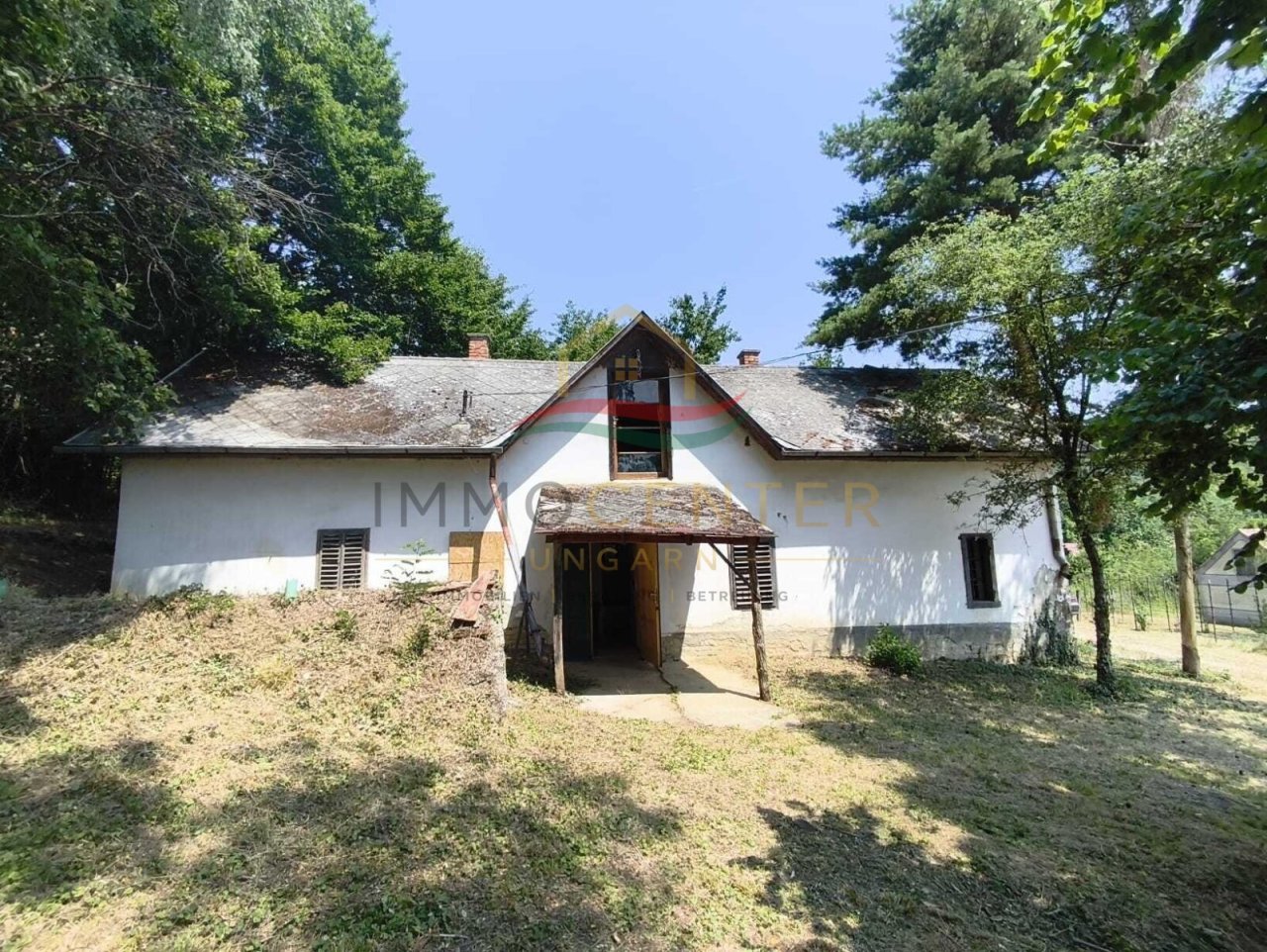 (BCA) Sanierungsbedürftiges Haus in Alleinlage (KK0703-2)