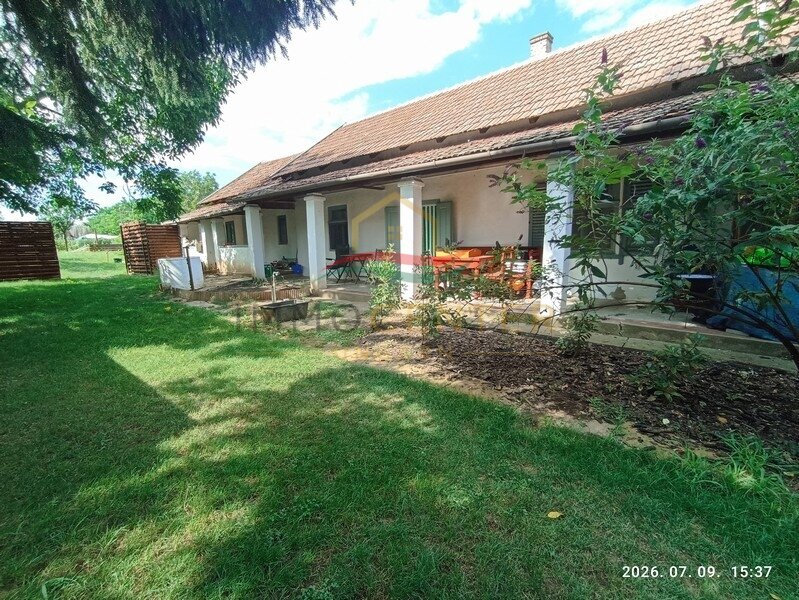 UNGARN: Authentisches Landhaus mit historischem Flair