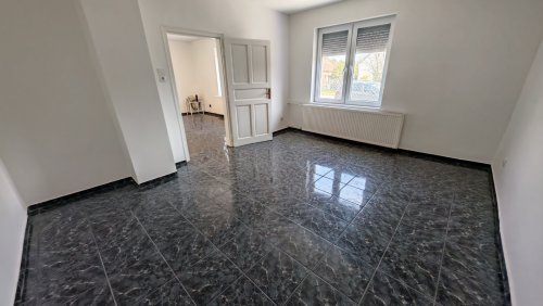 UNGARN: Idyllisches Landhaus für komfortables Wohnen: Erstbezug nach Sanierung mit Gästezimmer (MW004-E)