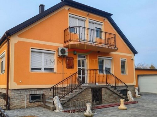 (BBA) Einfamilienhaus mit eigenem Fischteich, Pool und Werkstatt (Lux015)