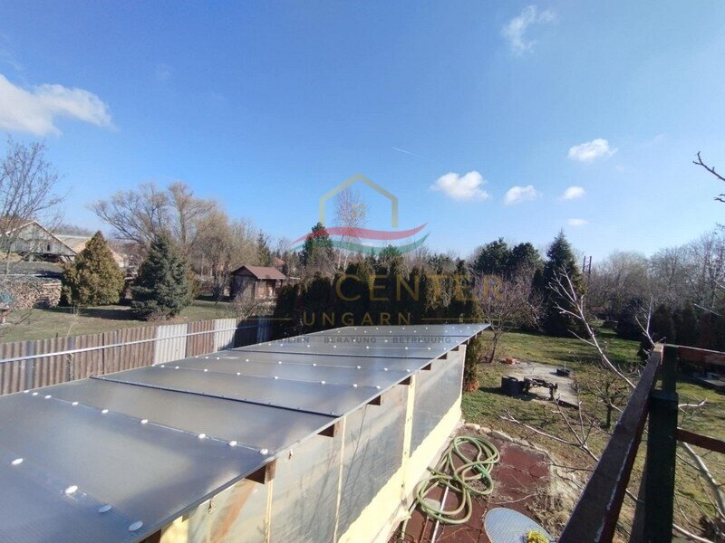 (BBA) Einfamilienhaus mit eigenem Fischteich, Pool und Werkstatt (Lux015)