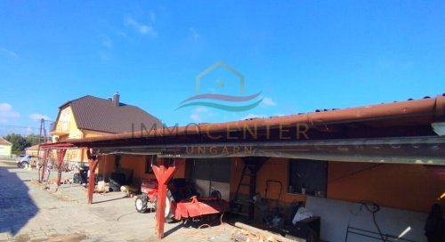 (BBA) Einfamilienhaus mit eigenem Fischteich, Pool und Werkstatt (Lux015)